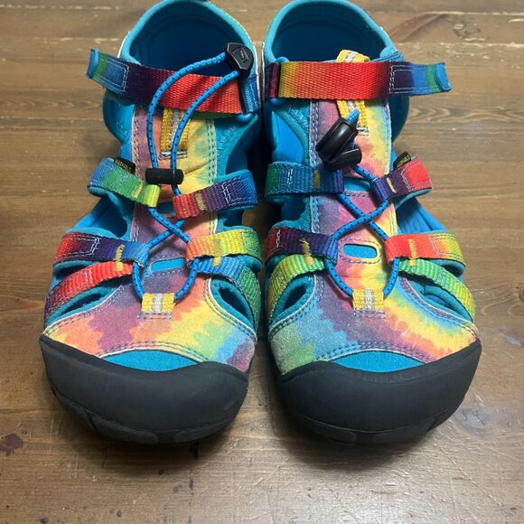 KEEN Closed Toe Sandal, Vivid Blue/Original Tie Dye Unisex Big Kids Size US 5 - Picture 3 of 11